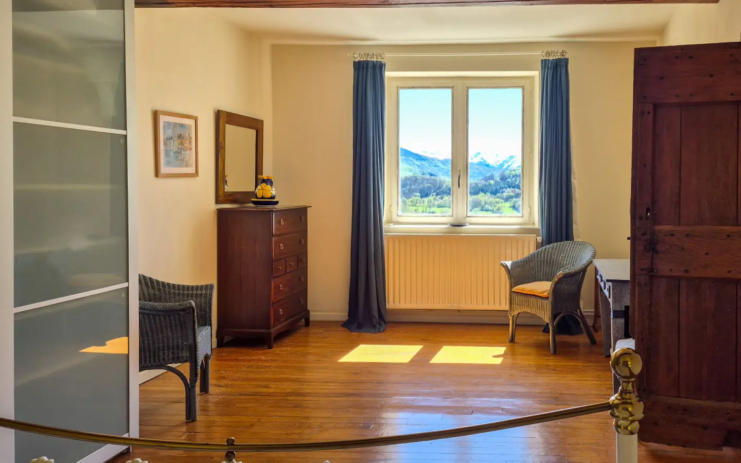 5-bedroom Country House In Soula, France (256 M²)