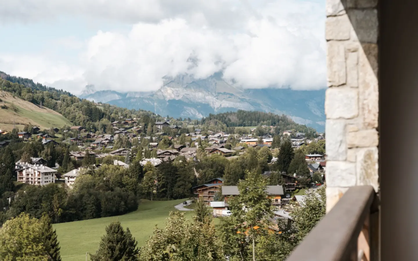 2 Bedroom Ski Apartment In Megeve, Haute-savoie Region