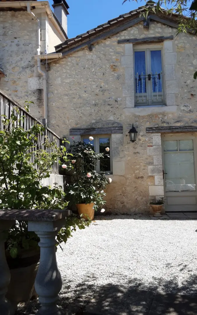 Country House Of 220 M² With Separate Guest Accommodation In Ribérac