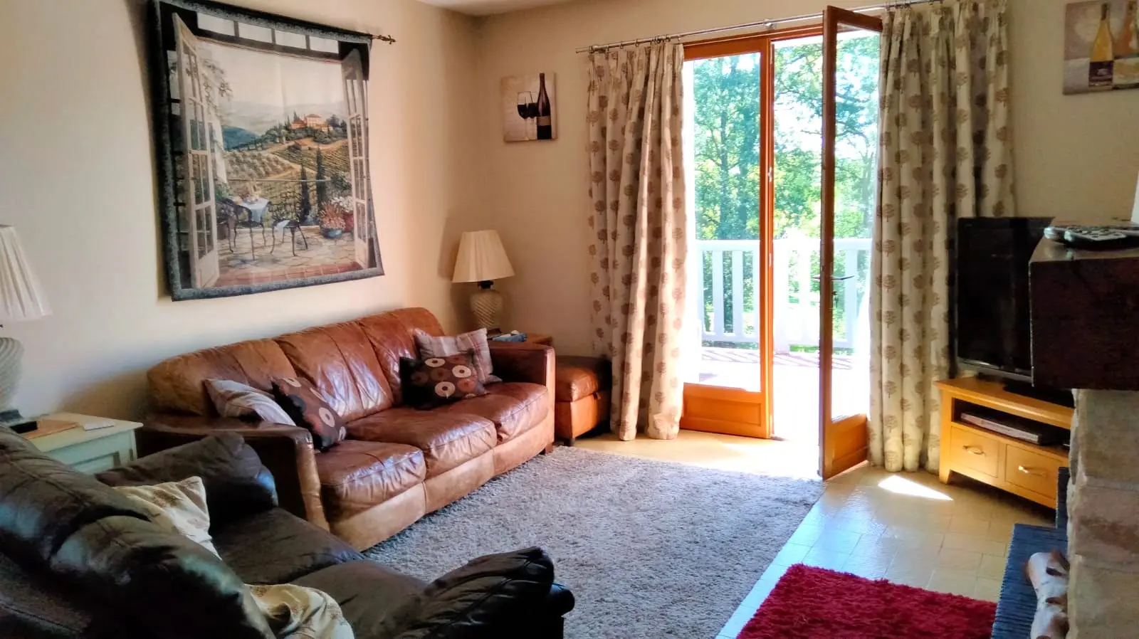 5-bedroom Country House In Pressac, France (156 M²)