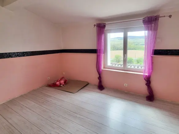 4-bedroom Village House In Rouffiac-d’aude, France (157 M²)