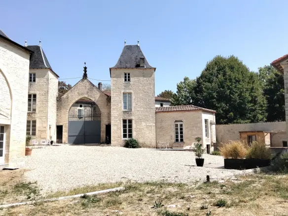 Logis Of 215 M² With Historic Features In Tusson, Charente