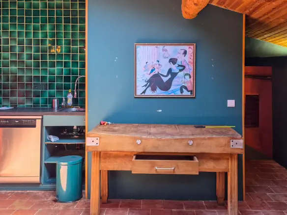 6-bedroom Village House In Trausse, France (260 M²)