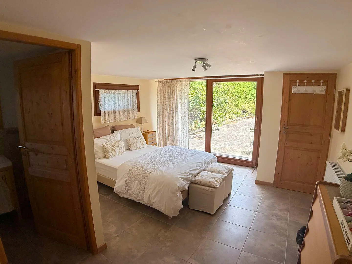 4-bedroom Villa In Palaja, France (130 M²)