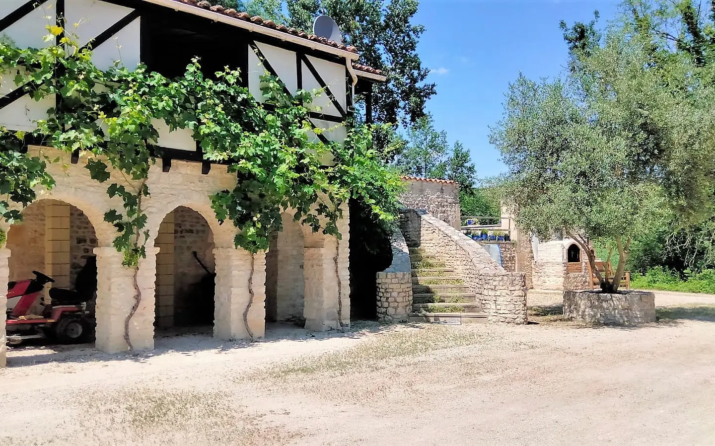 2-bedroom Mill In Saint-ciers-sur-bonnieure, France (187 M²)