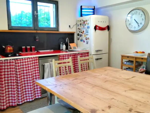 5-bedroom Country House In Pressac, France (156 M²)