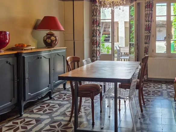 4-bedroom House In Mirepoix, France (237 M²)