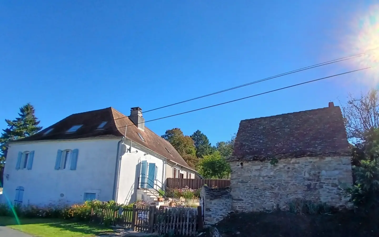 3-bedroom Country House In Jumilhac-le-grand, France (110 M²)