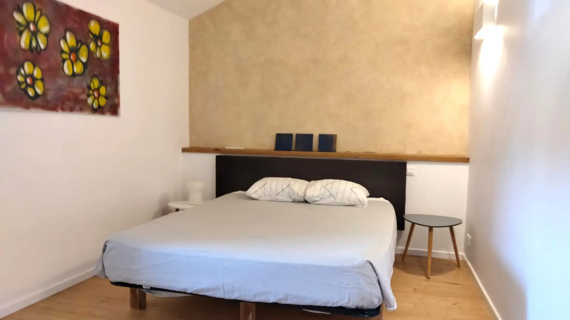 4-bedroom Country House In Pressac, France (163 M²)