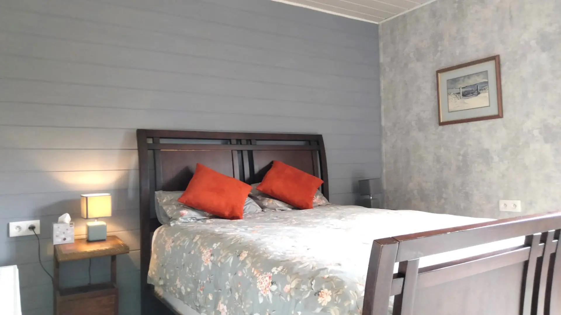Loft Of 4 Beds, 2.5 Ha With Old Stone, Riverside, New York Style, Views, Outbuildings In Lessac (86)