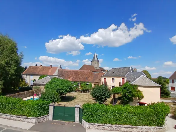4-bedroom Maison De Maitre In Saint-priest-les-fougeres, France (182 M²)