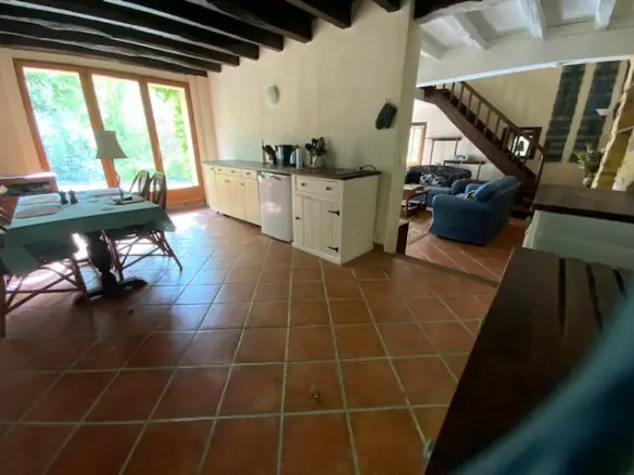 House Of 100 M² With 4 Beds, Riverside, Outbuildings, Views In Old Mill