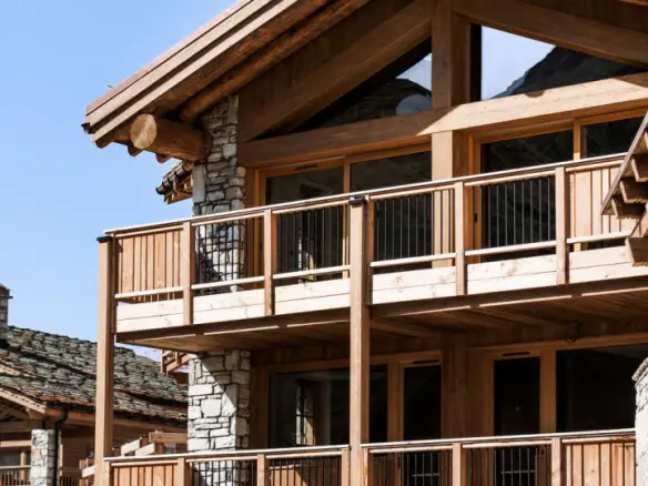 5-bedroom Apartment In Val-d’isere, France (215 M²)