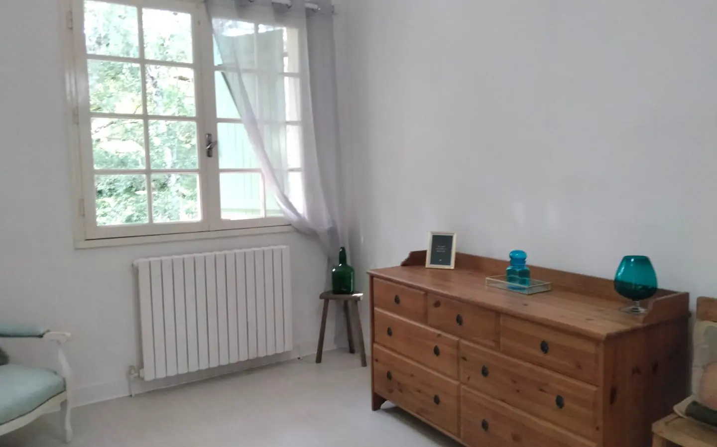 4-bedroom House In Alloue, France (143 M²)