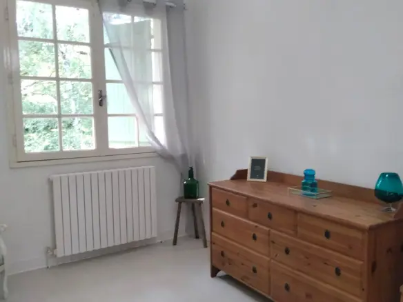 4-bedroom House In Alloue, France (143 M²)