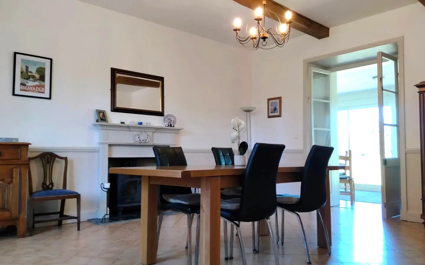 5-bedroom Manor House In Pressac, France (299 M²)