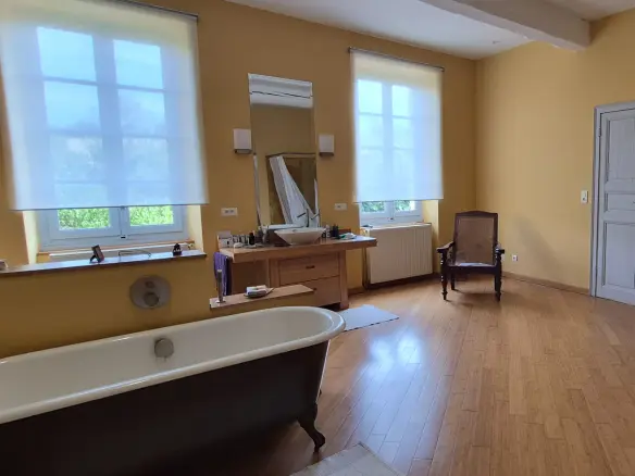 6-bedroom Country House In Saint-michel-de-lanes, France (495 M²)