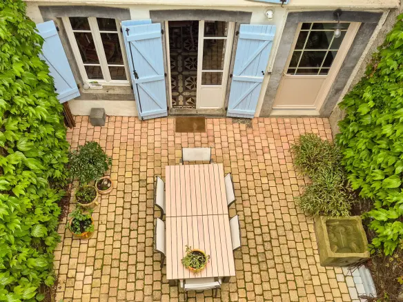 4-bedroom House In Mirepoix, France (237 M²)
