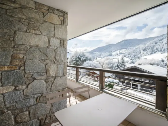 2 Bedroom Ski Apartment In Megeve, Haute-savoie Region