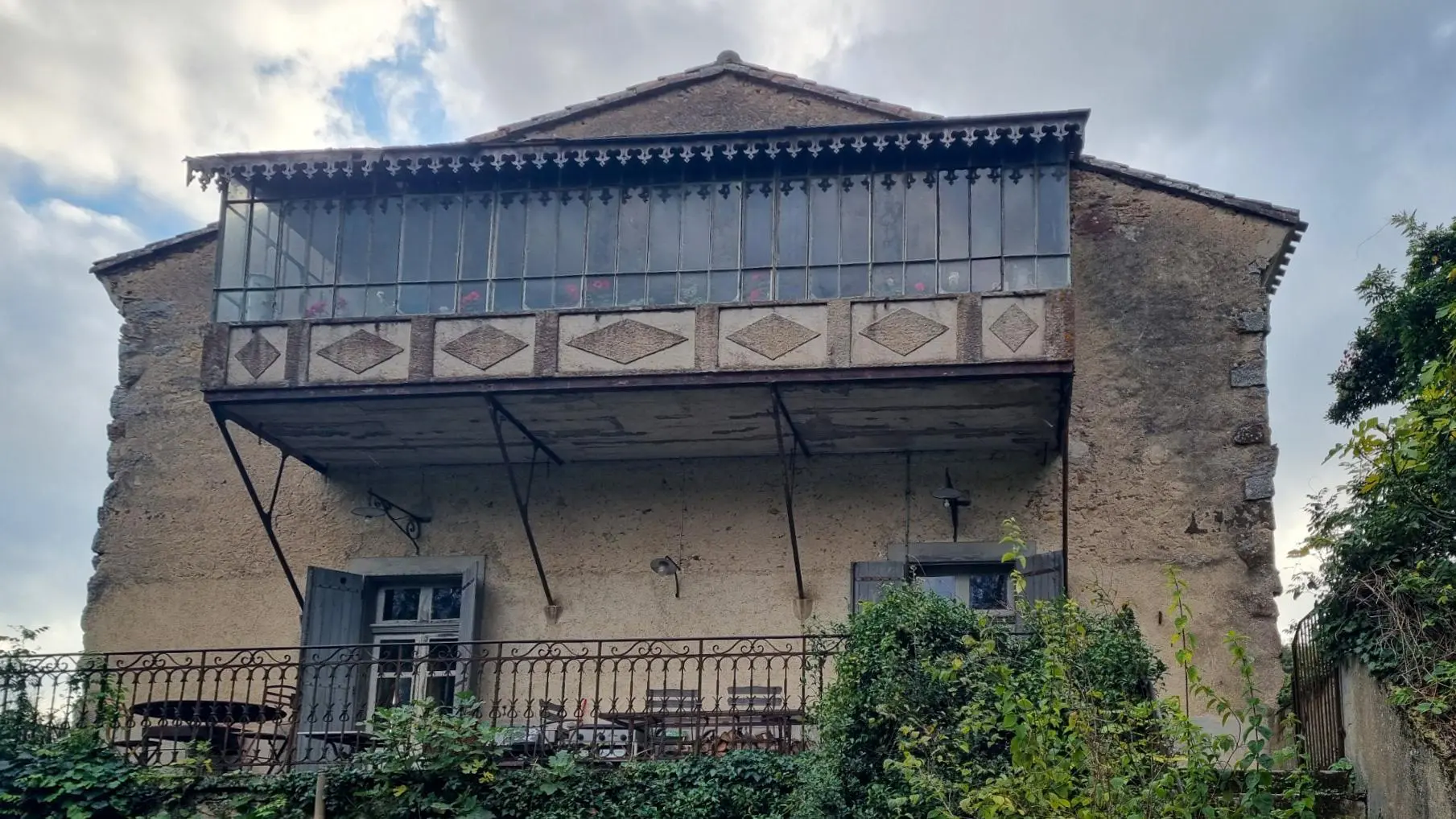 Converted Stone Paper Mill With Potential And Gardens