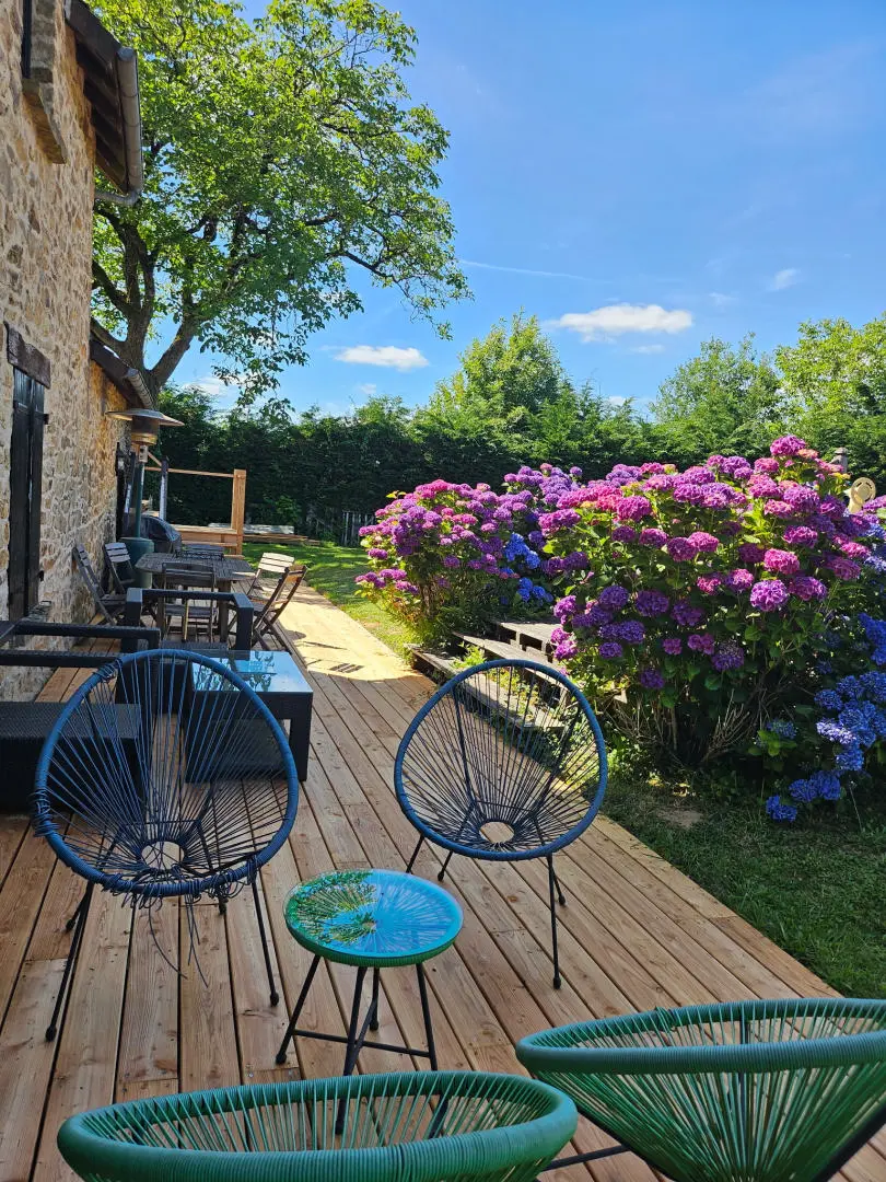 5-bedroom Country House In Saint-priest-les-fougeres, France (174 M²)