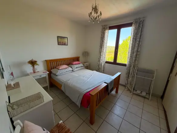 4-bedroom Villa In Palaja, France (130 M²)