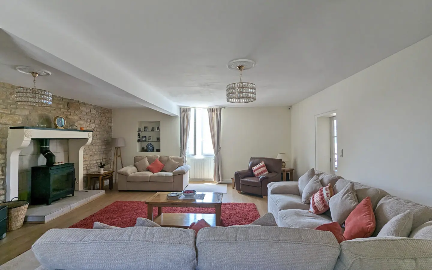 4-bedroom Maison De Maitre In Romagne, France (274 M²)