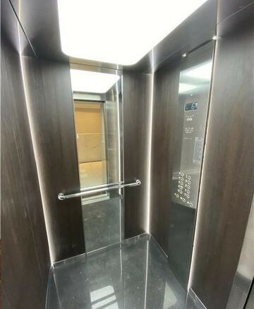 2 Bedroom Apartment For Sale. Victoriei Square Bucharest