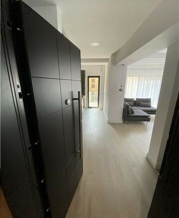 2 Bedroom Apartment For Sale. Victoriei Square Bucharest