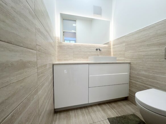 High Quality And Newly Furnished 2 Bedroom, Duplex For Sale.