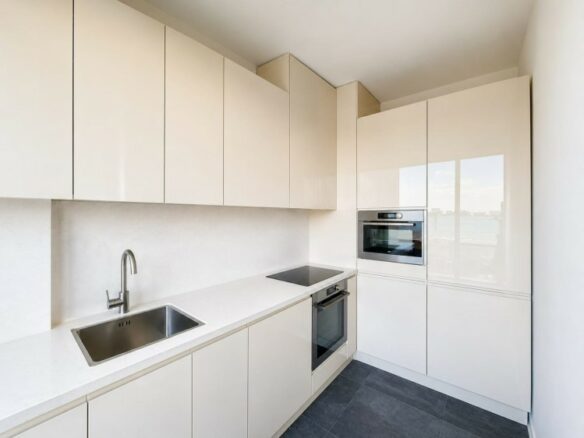 2 Room Apartment For Sale Floreasca Area, Bucharest