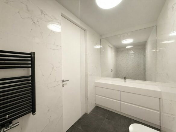 2 Room Apartment For Sale Floreasca Area, Bucharest