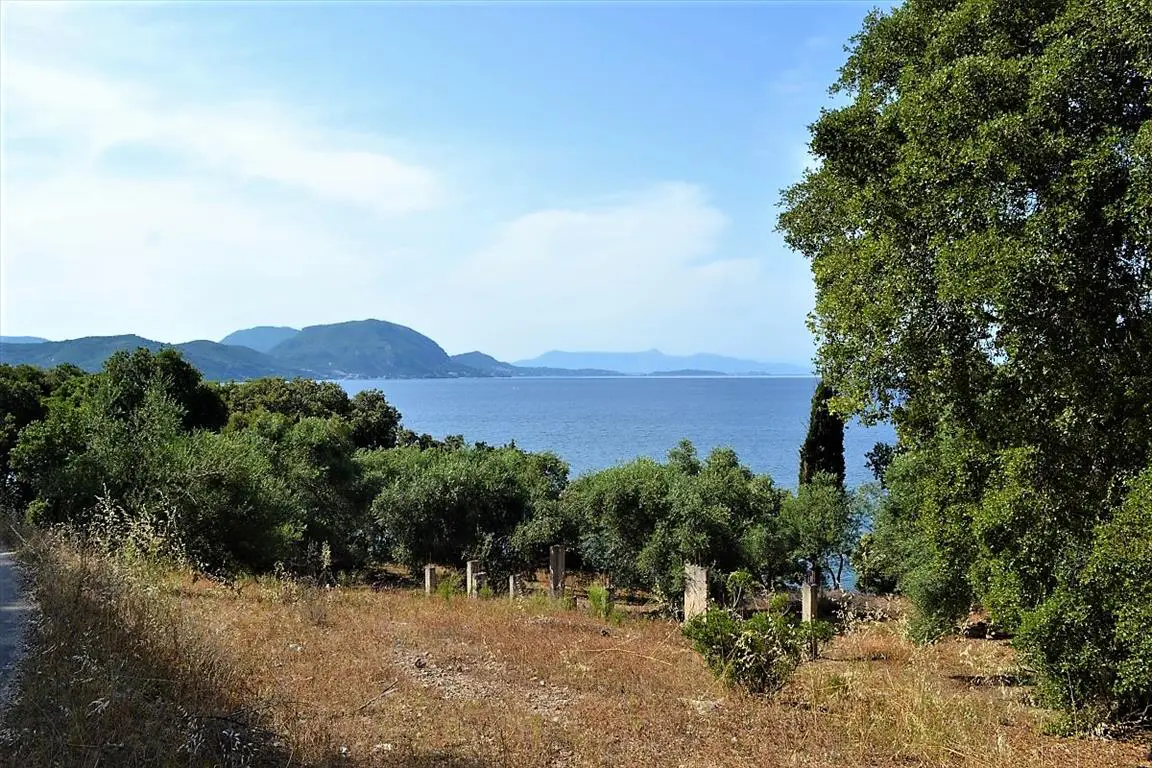 Land Of 33000 M² In Corfu