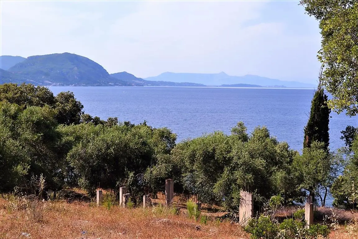 Land Of 33000 M² In Corfu