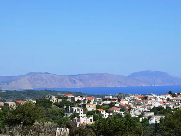 Land Of 4000 M² In Crete
