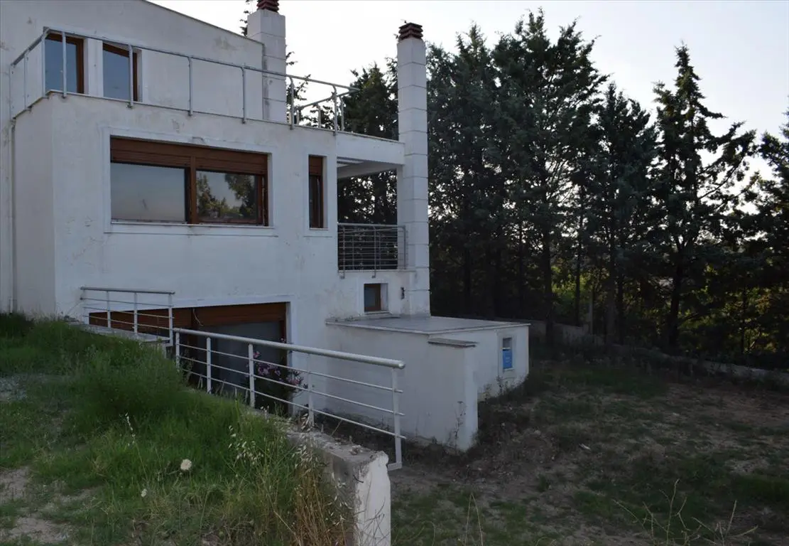 5-bedroom Detached House In Panorama, Greece (270 M²)