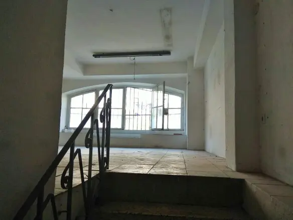 Building In Center Of Thessaloniki, Greece (400 M²)