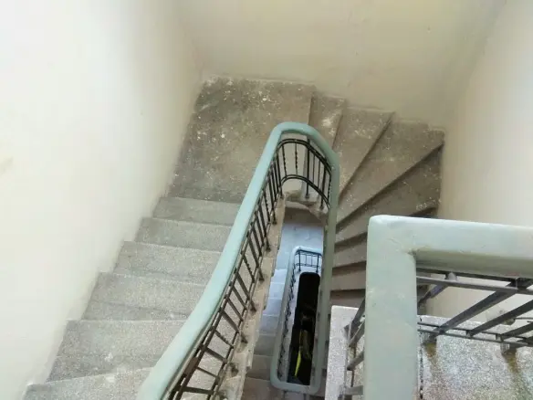 Building In Center Of Thessaloniki, Greece (400 M²)
