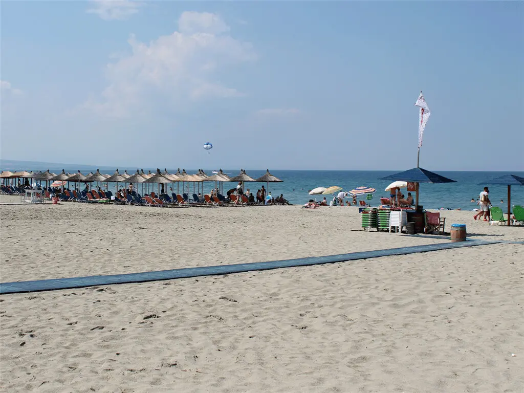 Business In Katerini, Greece (195 M²)