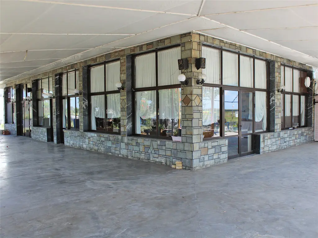 Business In Katerini, Greece (195 M²)