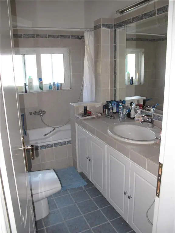3-bedroom Detached House In Marathonas, Greece (200 M²)