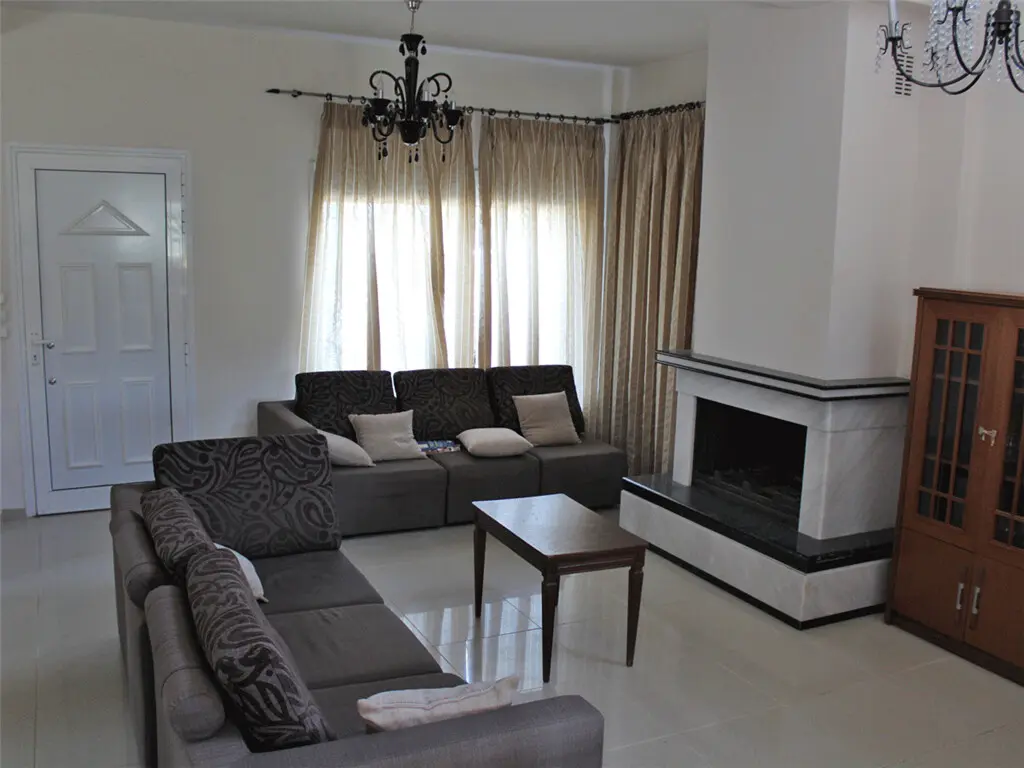 3-bedroom Detached House In Easts Olimpos, Greece (150 M²)
