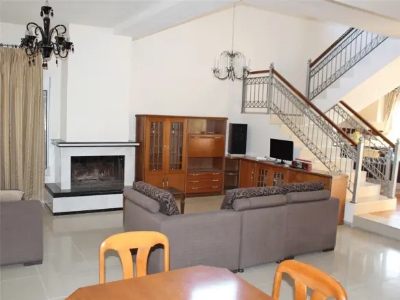 3-bedroom Detached House In Easts Olimpos, Greece (150 M²)