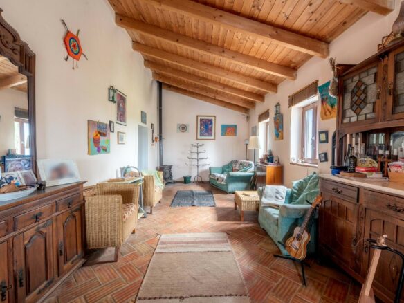 Pre 1951 Off-grid Estate With 15 Hectares In The Algarve Countryside