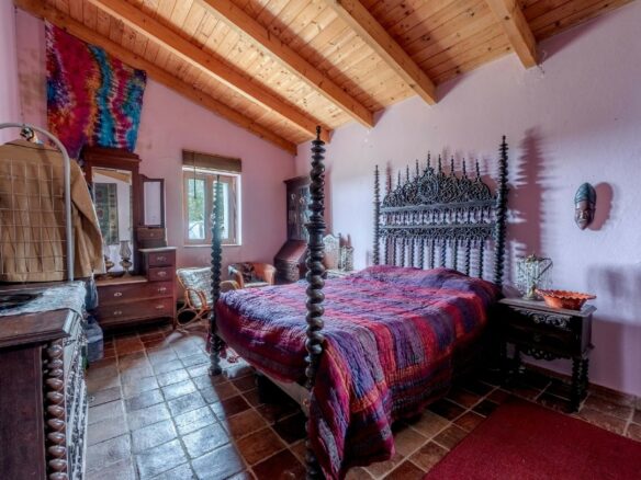 Pre 1951 Off-grid Estate With 15 Hectares In The Algarve Countryside