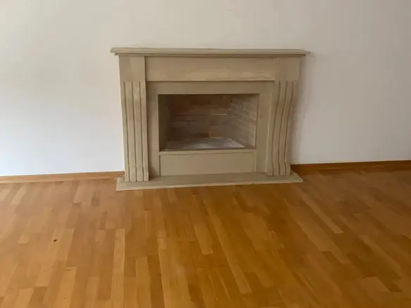 2-bedroom Detached House In Gazi, Greece (205 M²)