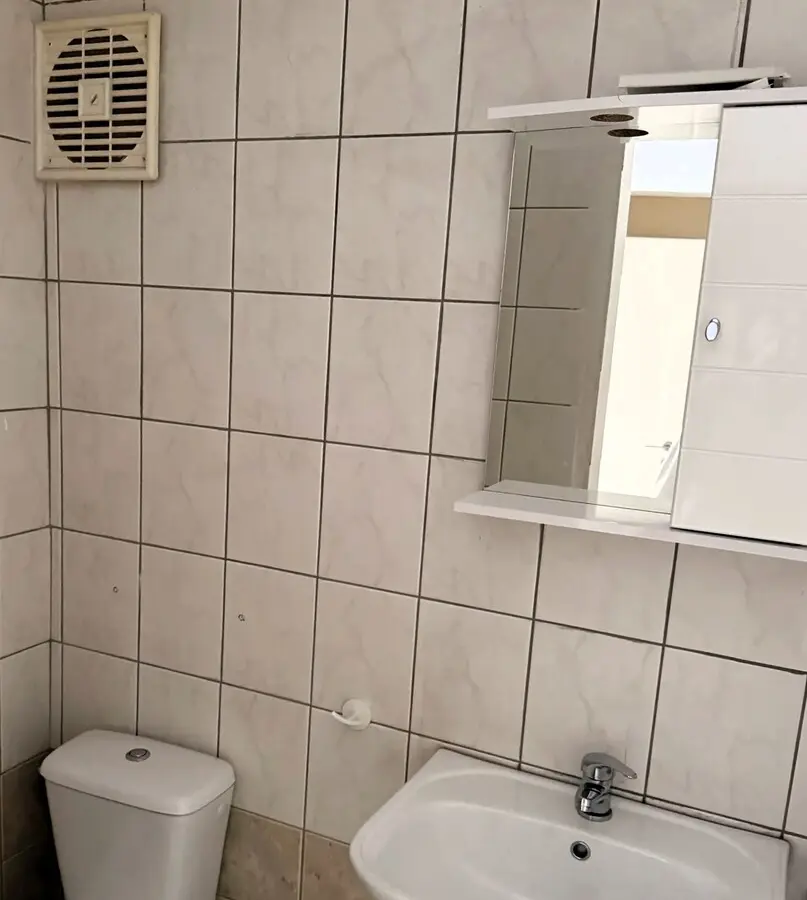 2-bedroom Flat In Palaia Fokaia, Greece (80 M²)