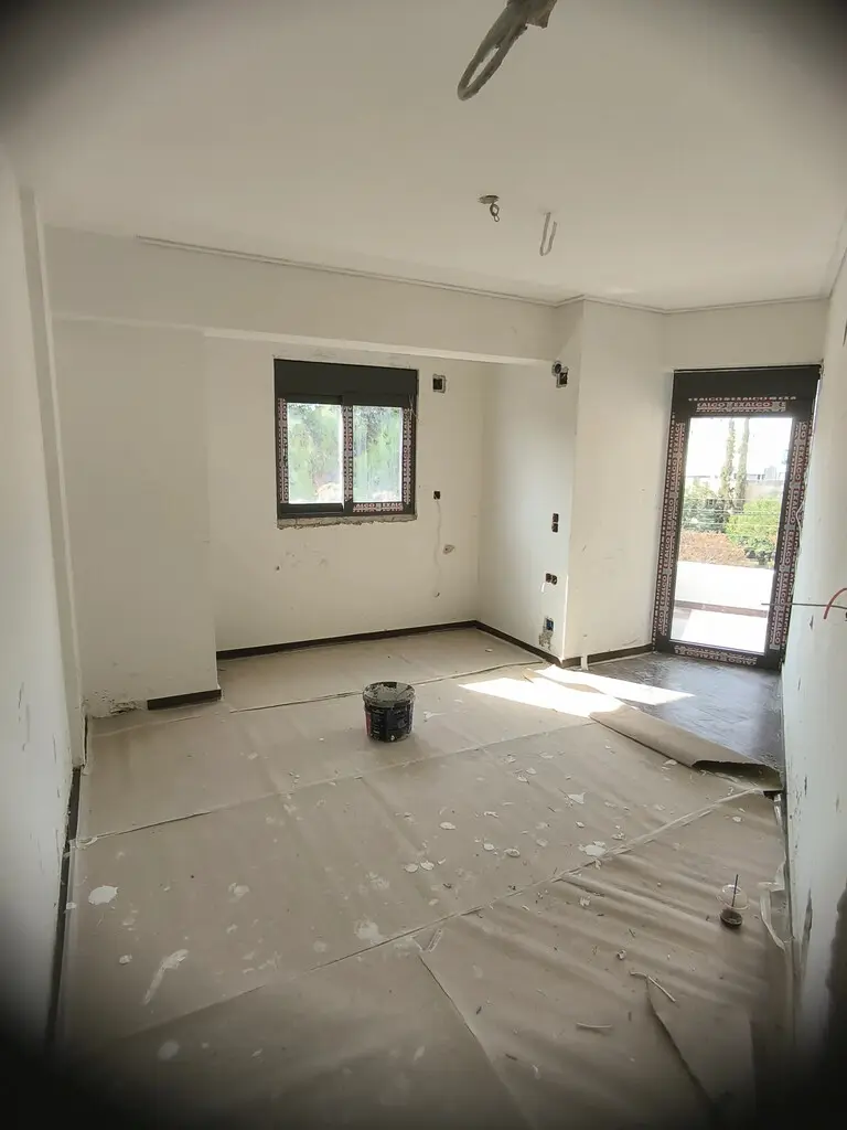 Apartment Of 115 M² In Athens
