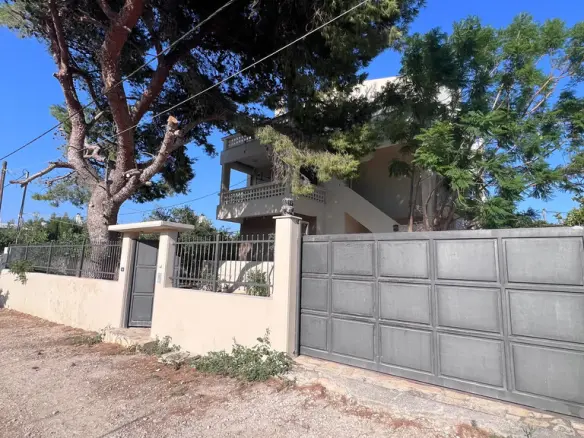 4-bedroom Maisonette In Markopoulo, Greece (220 M²)