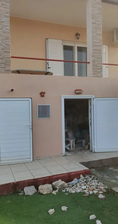 1-bedroom Detached House In Lavrio, Greece (87 M²)
